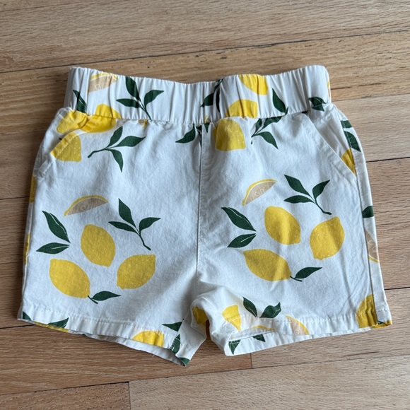 Tottini girls Kids Lemon Print Shorts size 5 - Picture 1 of 3